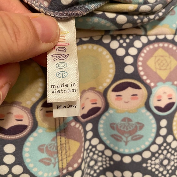 LuLaRoe TC Nesting Dolls Leggings - Picture 2 of 3